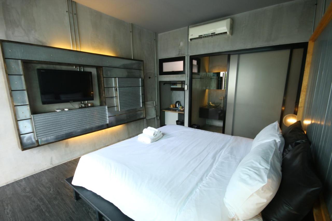 Bed Stop Hotel Chiangmai Chiang Mai Extérieur photo