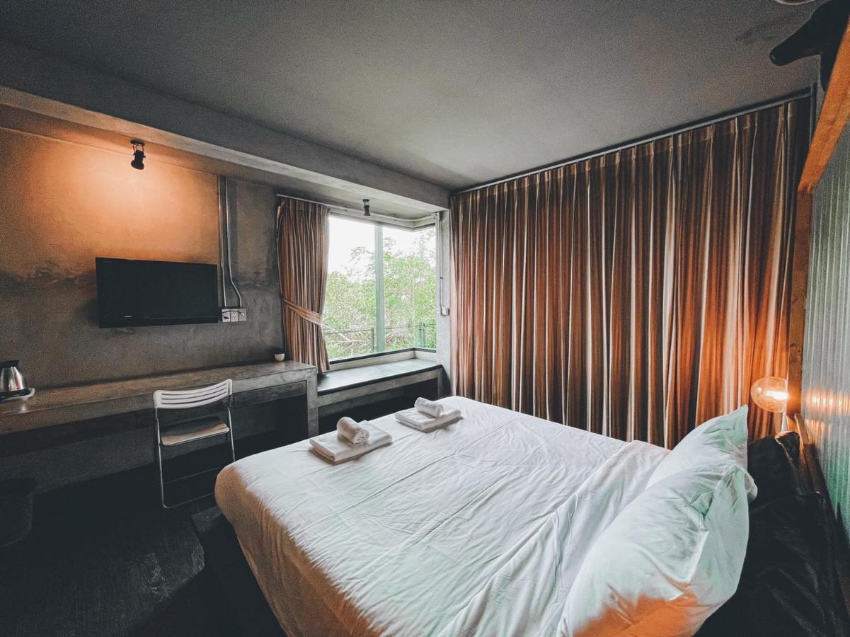 Bed Stop Hotel Chiangmai Chiang Mai Extérieur photo