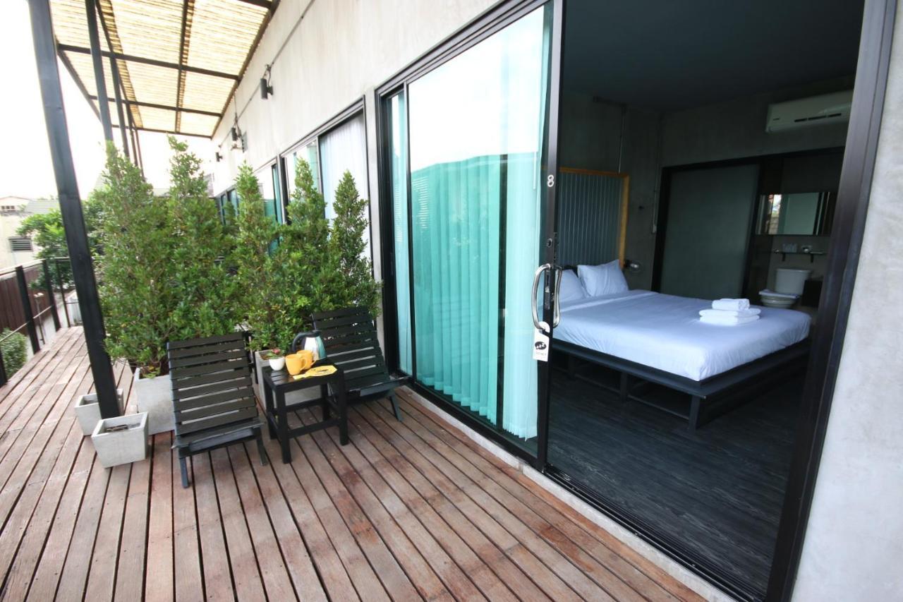 Bed Stop Hotel Chiangmai Chiang Mai Extérieur photo